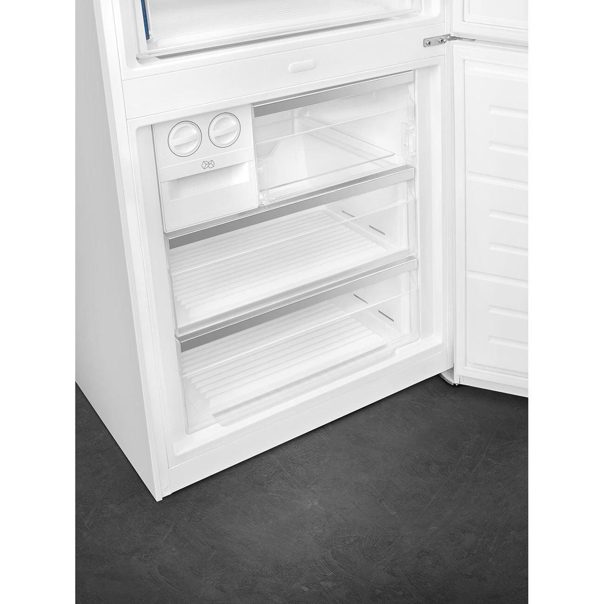 Refrigerator White FA490URWH