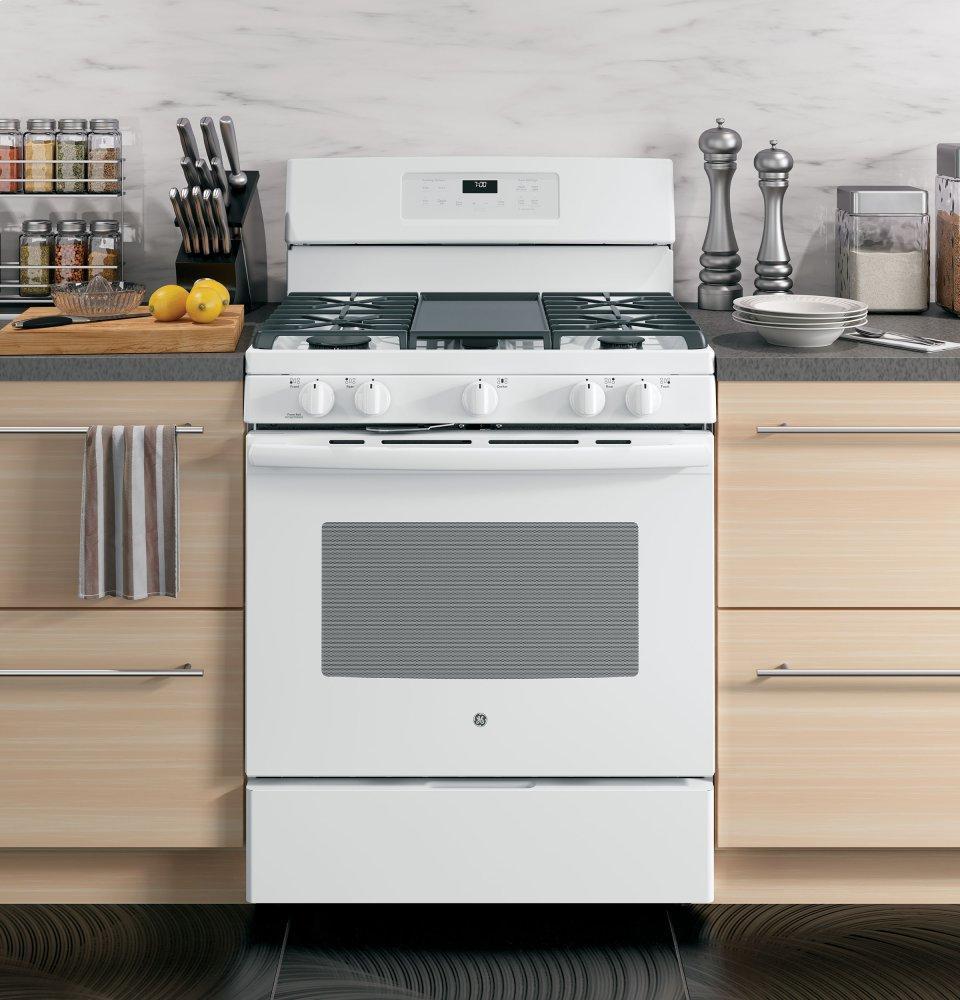 GE® 30" Free-Standing Gas Convection Range