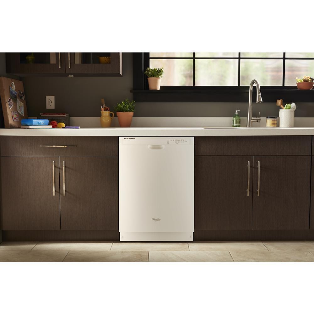 ENERGY STAR® certified dishwasher with Sensor cycle