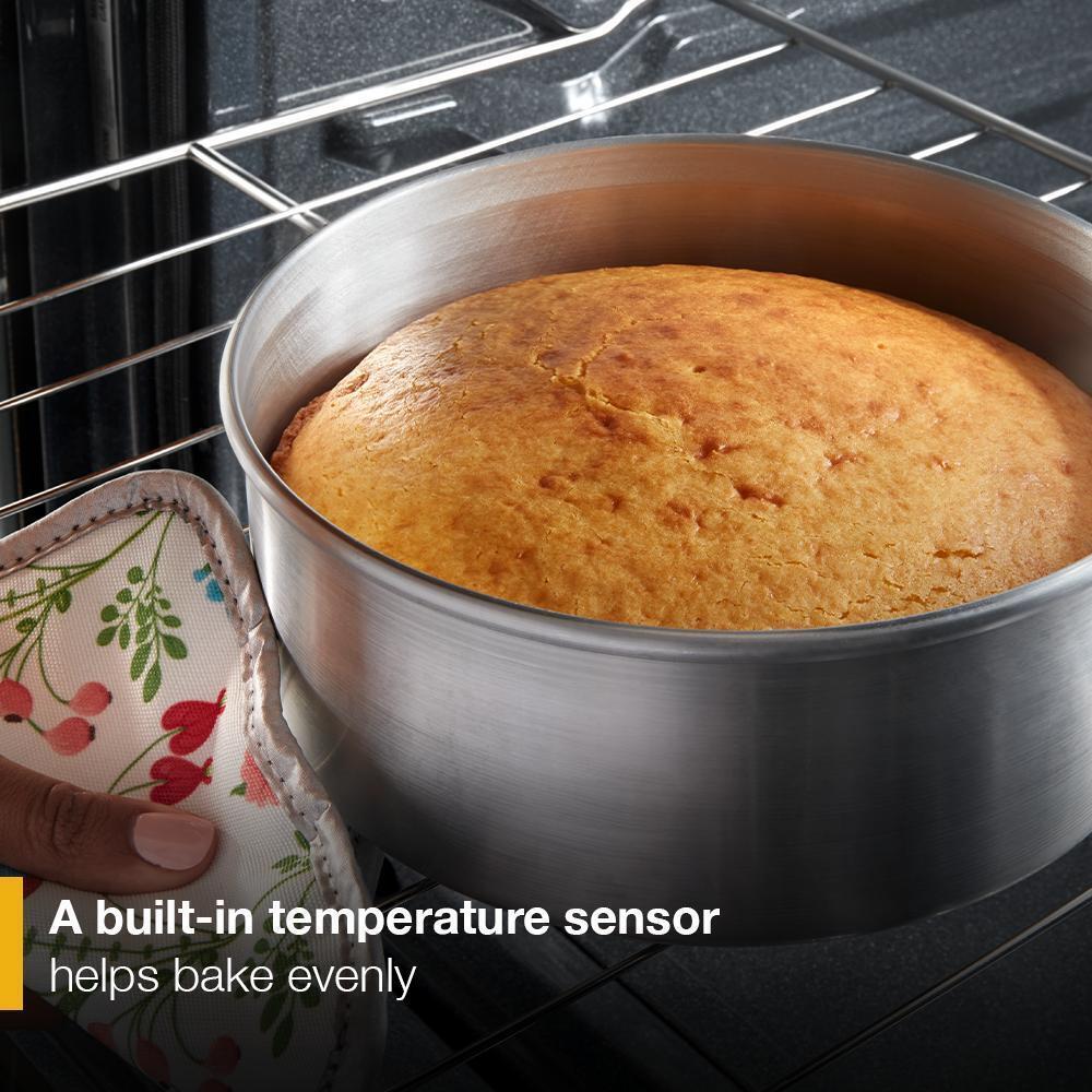 30-inch Electric Range with No Preheat and Slow Cook Modes