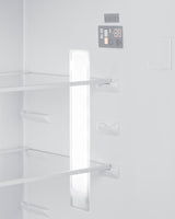 28" Wide Top Mount Refrigerator-freezer With Icemaker