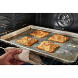 30-inch Gas Smart Range with Air Cooking Technology and Steam Clean