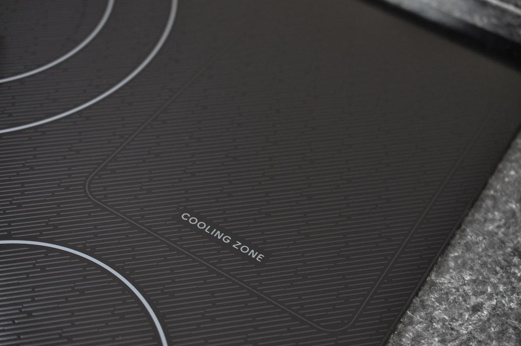 30 in. width Induction Cooktop, European Black Mirror Finish Made with Premium SCHOTT Glass