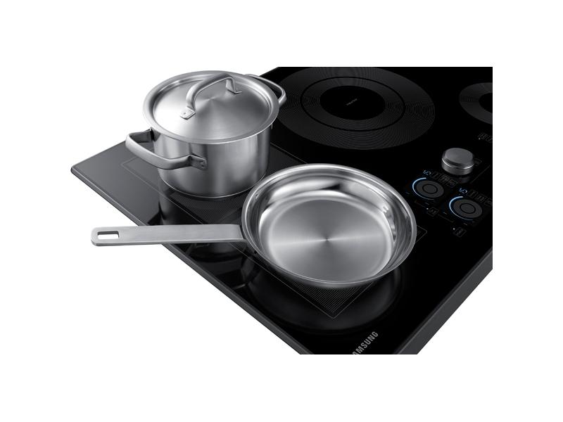 36" Smart Induction Cooktop in Black Stainless Steel