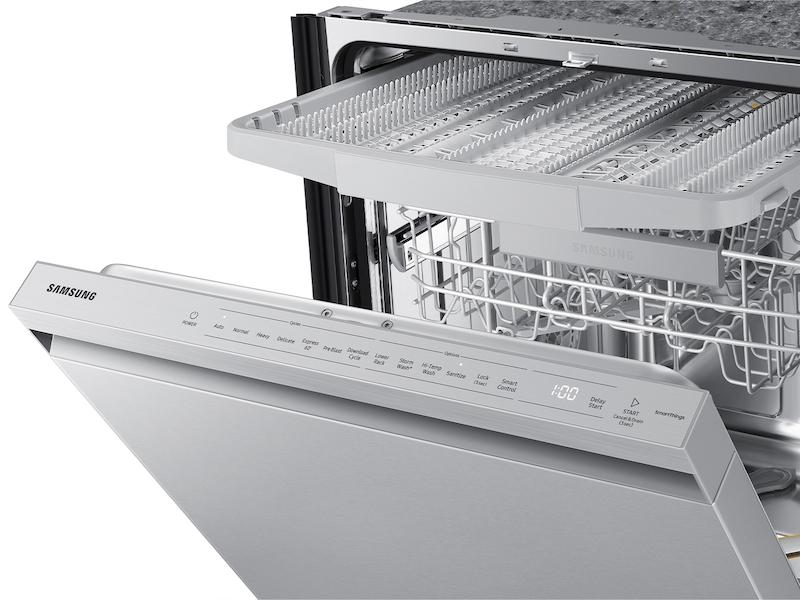Smart 44dBA Dishwasher with StormWash+™ in Stainless Steel