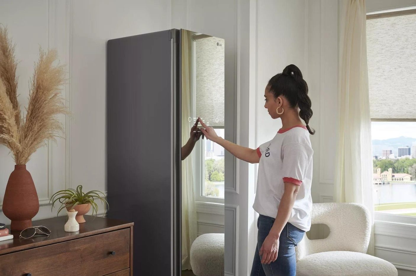 LG Styler® Smart Steam Closet with 3 Hangers - Mirror
