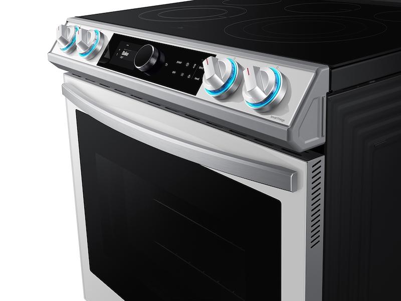 Bespoke Smart Slide-in Electric Range 6.3 cu. ft. with Smart Dial & Air Fry in White Glass