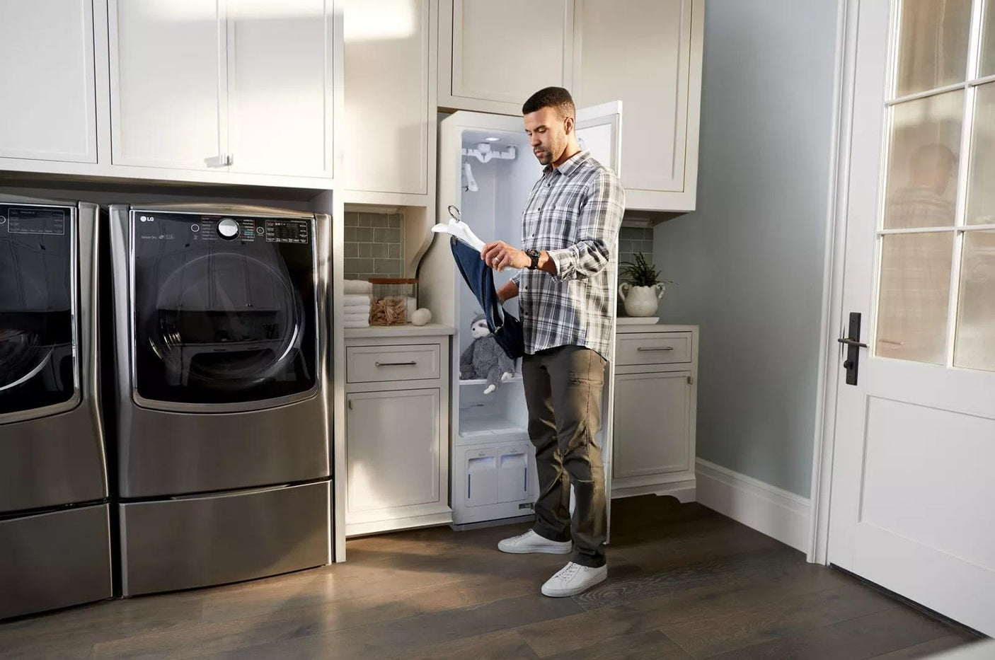 LG Styler® Smart wi-fi Enabled Steam Closet with TrueSteam® Technology and Exclusive Moving Hangers
