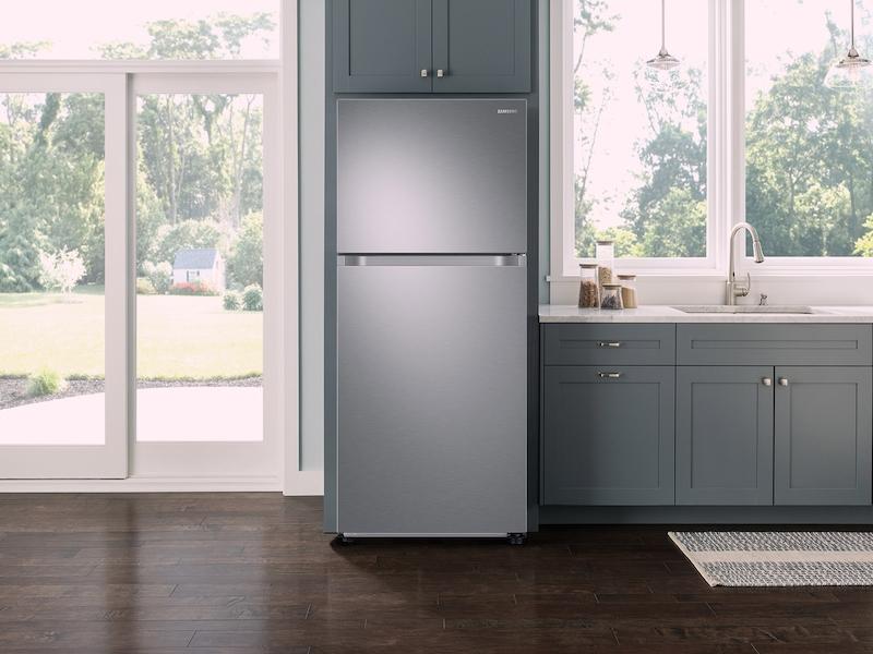 18 cu. ft. Top Freezer Refrigerator with FlexZone™ in Stainless Steel