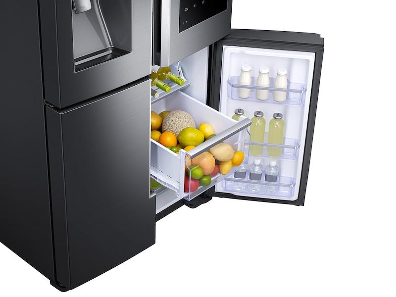 28 cu. ft. Capacity 4-Door Flex™ Refrigerator with Family Hub™ (2017)