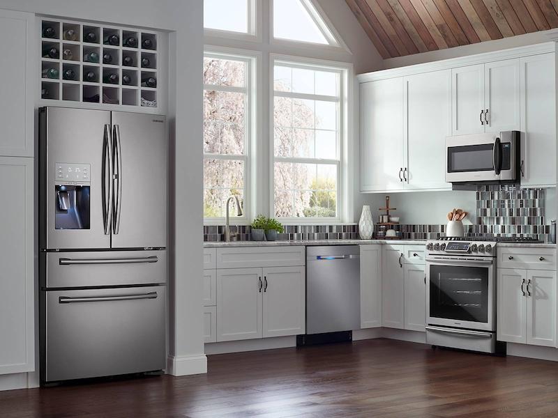 5.8 cu. ft. Slide-In Gas Range with True Convection in Stainless Steel