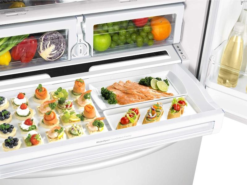 28 cu. ft. French Door Refrigerator with CoolSelect Pantry™ in White